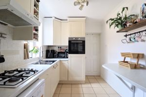 Kitchen- click for photo gallery